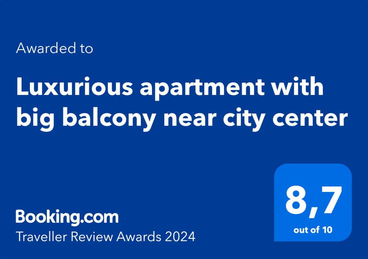 Luxurious Apartment With Big Balcony Near City Center 维也纳 外观 照片
